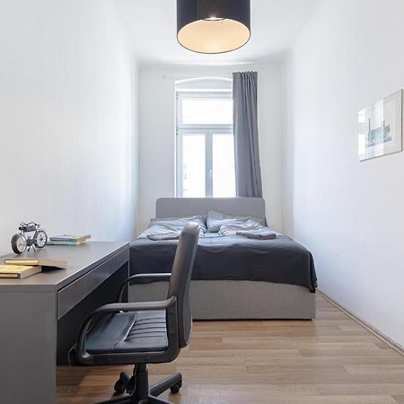 Explore Vienna 2Br And 1Lr Retreat Near Westbahnhof Экстерьер фото