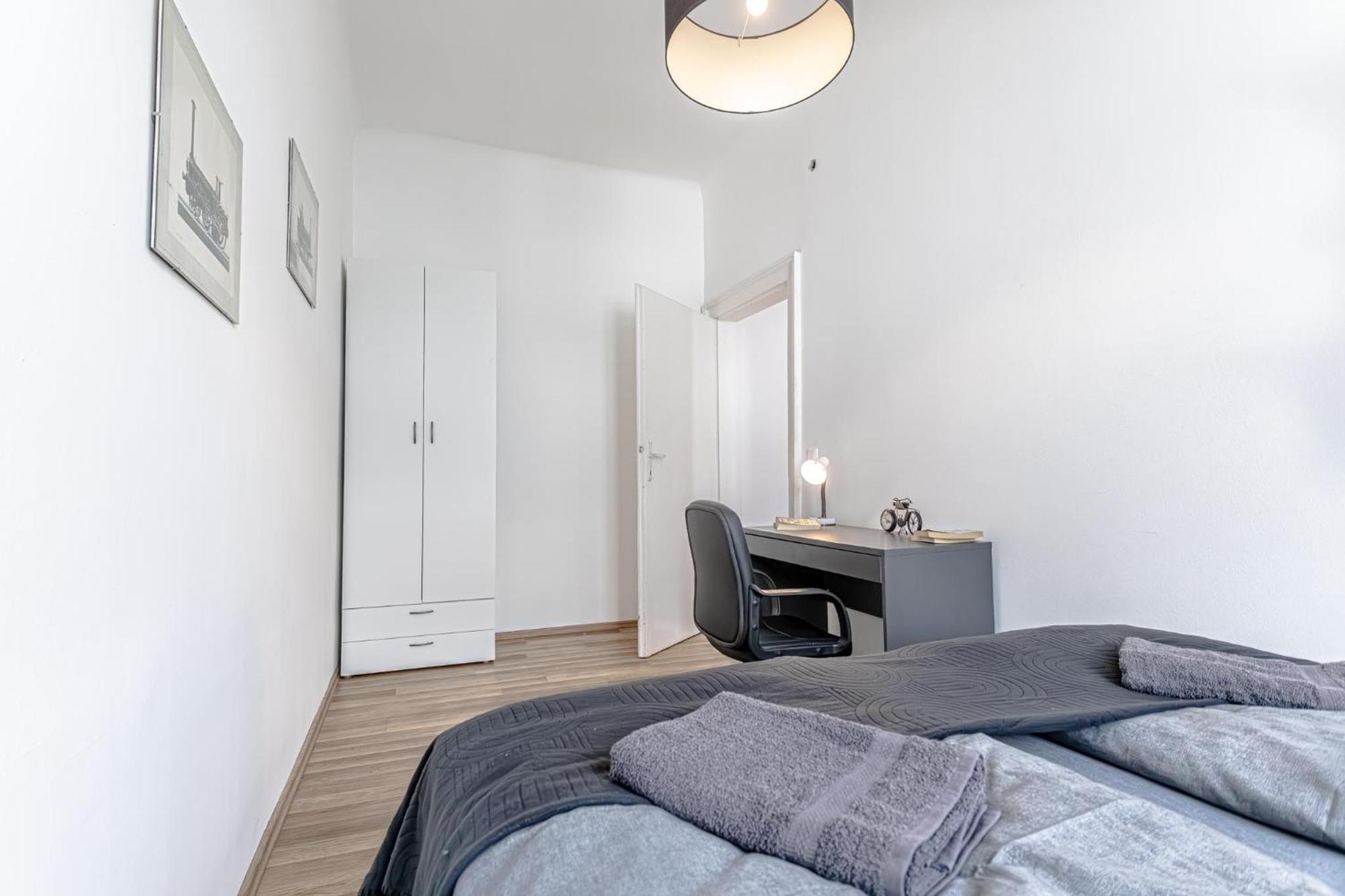Explore Vienna 2Br And 1Lr Retreat Near Westbahnhof Экстерьер фото